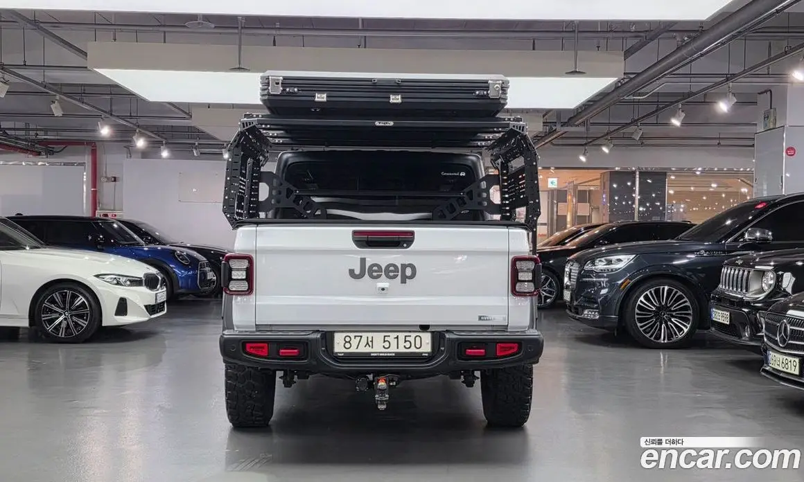 Jeep Gladiator 2021 3.6 автомат (гидро), фото 4 Jeep Gladiator 2021 3.6 автомат (гидро), фото 4