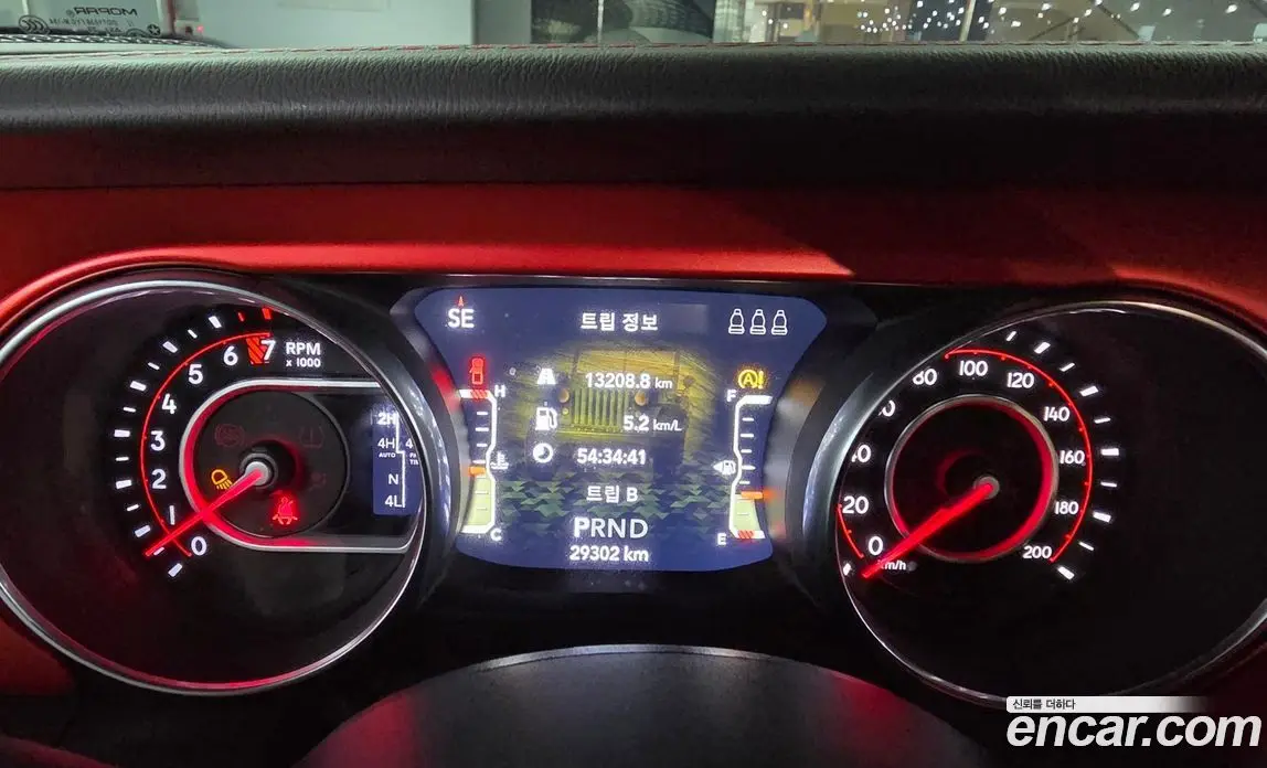 Jeep Gladiator 2021 3.6 автомат (гидро), фото 8 Jeep Gladiator 2021 3.6 автомат (гидро), фото 8