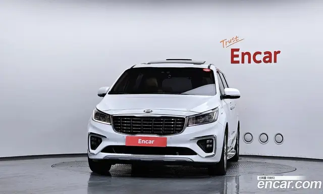Kia Carnival 2019 2.2 автомат (гидро), миниатюра 3 Kia Carnival 2019 2.2 автомат (гидро), миниатюра 3