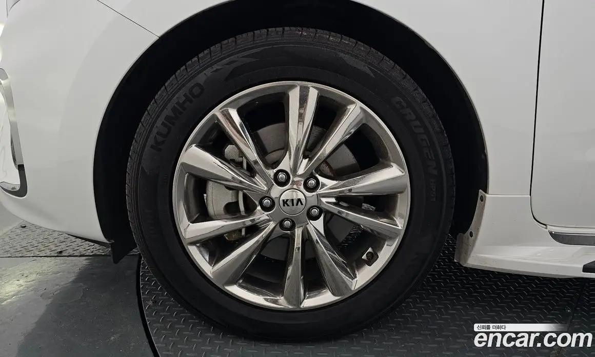 Kia Carnival 2019 2.2 автомат (гидро), фото 5 Kia Carnival 2019 2.2 автомат (гидро), фото 5