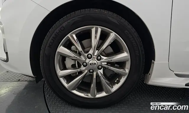 Kia Carnival 2019 2.2 автомат (гидро), миниатюра 5 Kia Carnival 2019 2.2 автомат (гидро), миниатюра 5