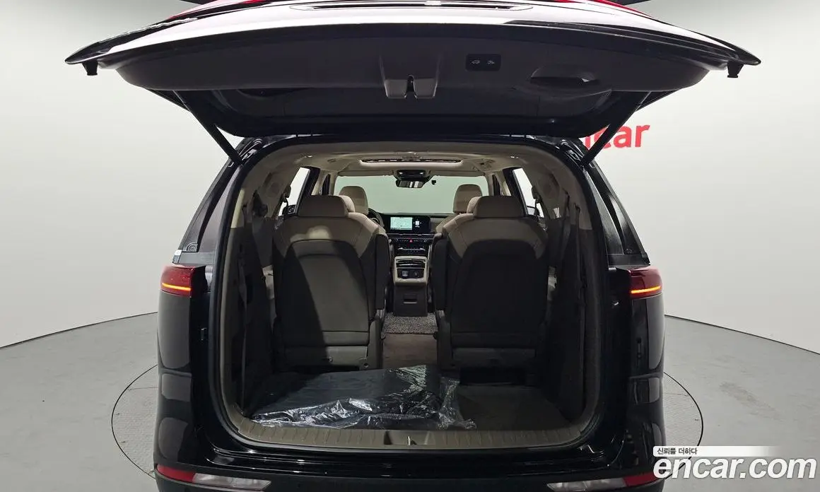 Kia Carnival 2023 2.2 автомат (гидро), фото 20