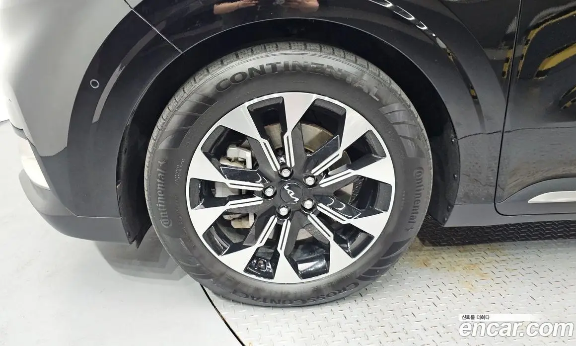 Kia Carnival 2023 2.2 автомат (гидро), фото 5