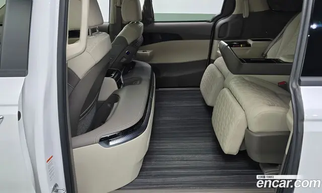 Kia Carnival 2024 1.6 автомат (гидро), миниатюра 12