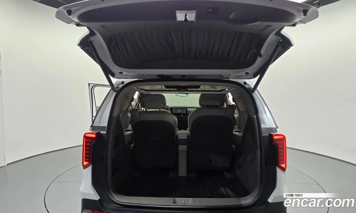Kia Carnival 2024 1.6 автомат (гидро), фото 20 Kia Carnival 2024 1.6 автомат (гидро), фото 20