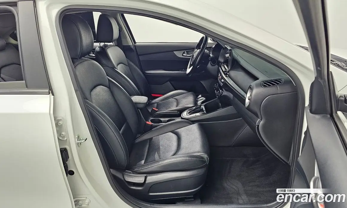 Kia K3 2020 1.6 автомат (гидро), фото 13 Kia K3 2020 1.6 автомат (гидро), фото 13
