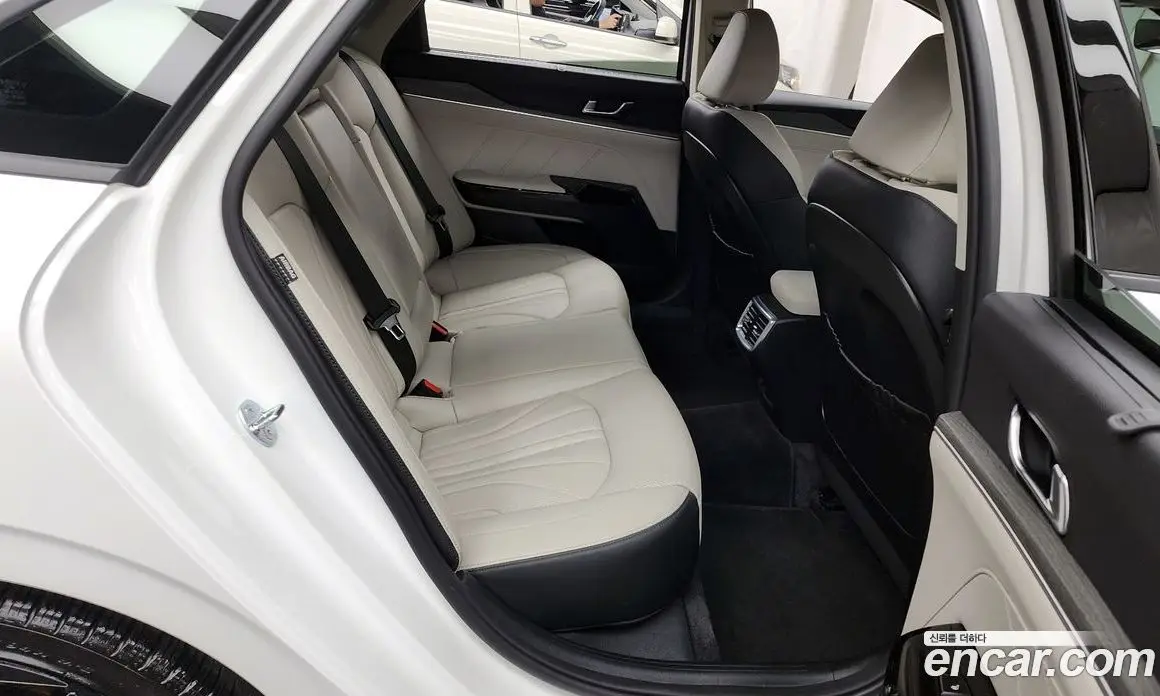 Kia K5 (Optima) 2024 1.6 автомат (гидро), фото 12