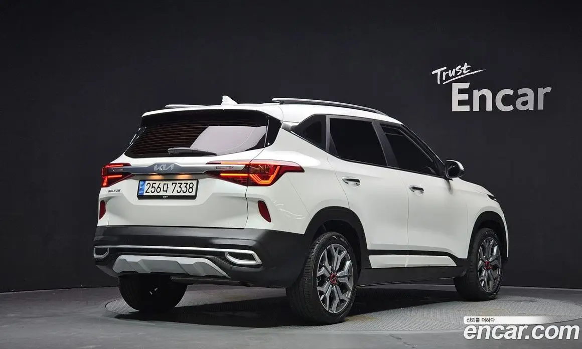 Kia Seltos 2022 1.6 автомат (гидро), фото 2 Kia Seltos 2022 1.6 автомат (гидро), фото 2