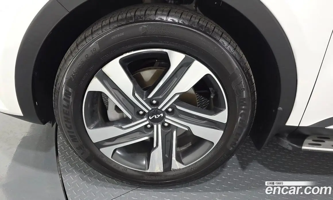 Kia Sorento 2022 1.6 автомат (гидро), фото 5