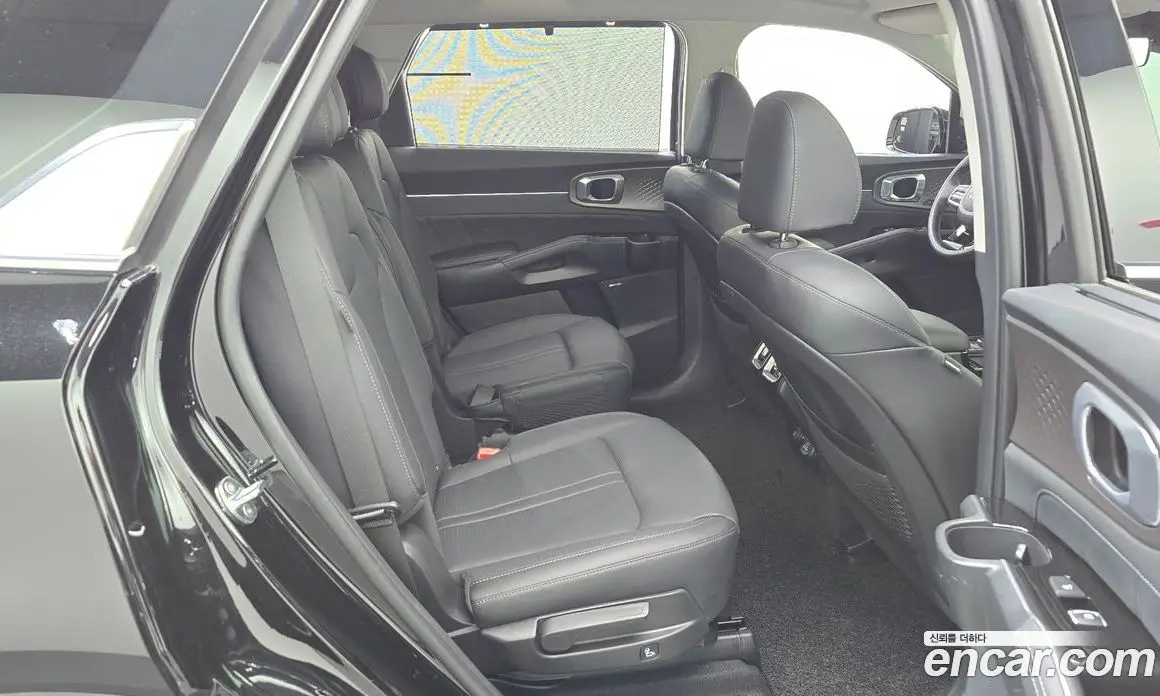 Kia Sorento 2023 2.2 автомат (гидро), фото 12
