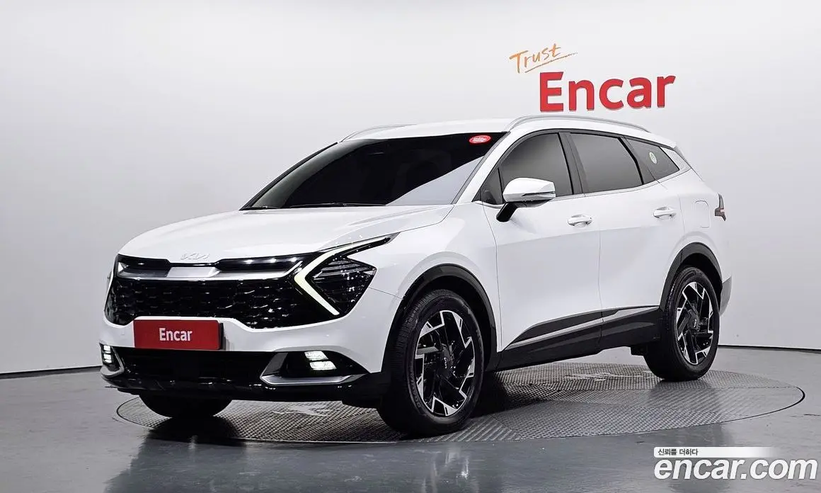 Kia Sportage 2023 2.0 автомат (гидро), фото 1 Kia Sportage 2023 2.0 автомат (гидро), фото 1