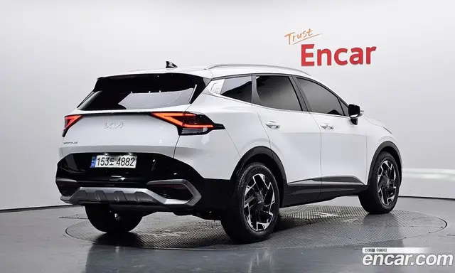 Kia Sportage 2023 2.0 автомат (гидро), миниатюра 2 Kia Sportage 2023 2.0 автомат (гидро), миниатюра 2