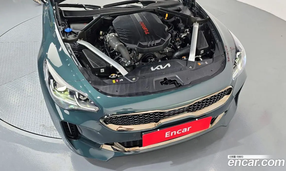 Kia Stinger 2022 3.3 автомат (гидро), фото 6 Kia Stinger 2022 3.3 автомат (гидро), фото 6
