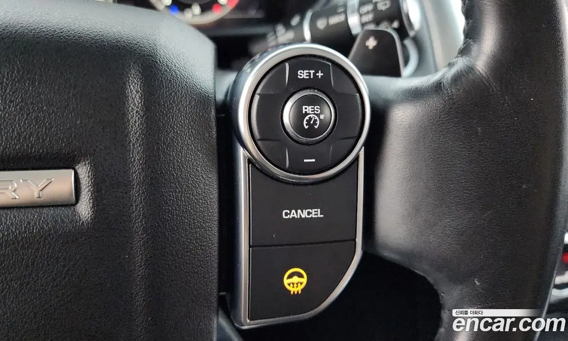 Land Rover Discovery 2018 3.0 автомат (гидро), фото 17