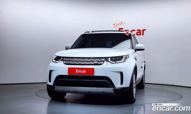 Land Rover Discovery 2018 3.0 автомат (гидро), миниатюра 3