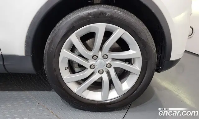 Land Rover Discovery 2018 3.0 автомат (гидро), миниатюра 5