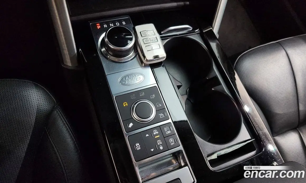 Land Rover Discovery 2018 3.0 автомат (гидро), фото 9