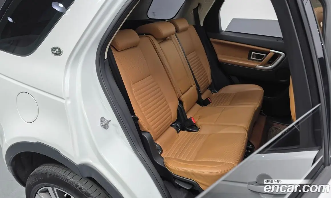 Land Rover Discovery Sport 2018 2.0 автомат (гидро), фото 11