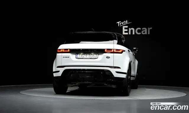 Land Rover Range Rover Evoque 2021 2.0 автомат (гидро), миниатюра 4 Land Rover Range Rover Evoque 2021 2.0 автомат (гидро), миниатюра 4