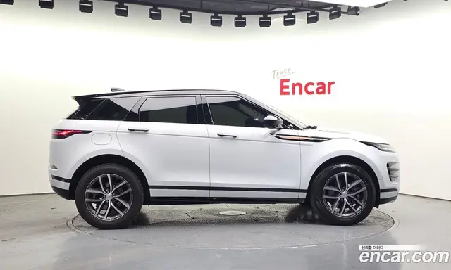 Land Rover Range Rover Evoque 2025 2.0 автомат (гидро), миниатюра 6 Land Rover Range Rover Evoque 2025 2.0 автомат (гидро), миниатюра 6