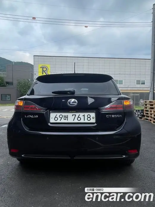 Lexus CT200h 2011 1.8 автомат (гидро), миниатюра 4