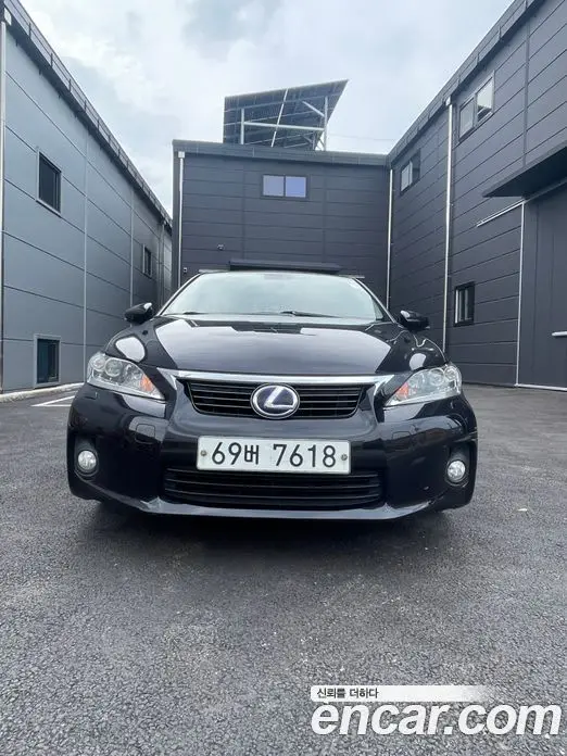 Lexus CT200h 2011 1.8 автомат (гидро), миниатюра 6