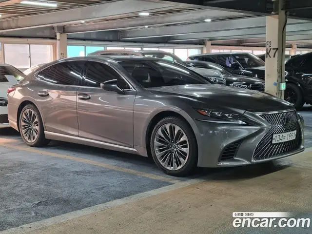 Lexus LS, 2020, 67 000 км