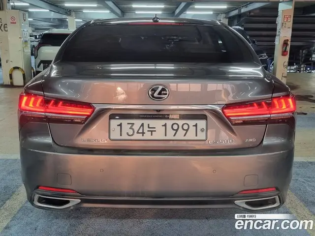 Lexus LS 2020 3.4 автомат (гидро), миниатюра 3 Lexus LS 2020 3.4 автомат (гидро), миниатюра 3