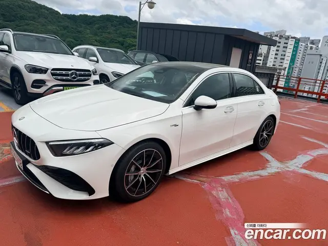 Mercedes-Benz A-Class, 2024, 33 км