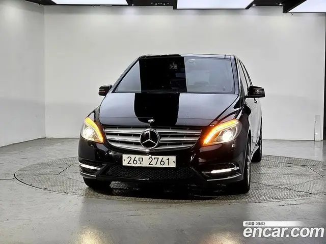 Mercedes-Benz B-Class 2014 1.8 автомат (гидро), миниатюра 2