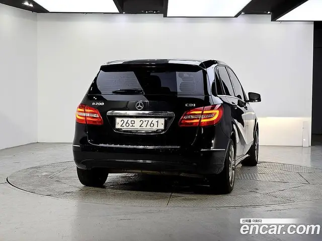 Mercedes-Benz B-Class 2014 1.8 автомат (гидро), миниатюра 3