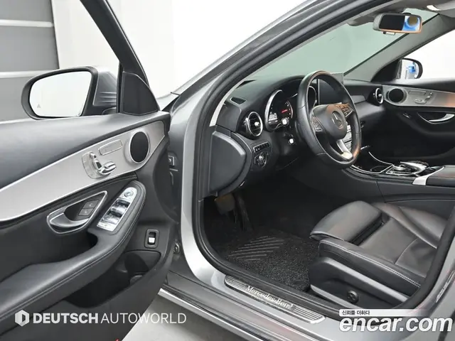 Mercedes-Benz C-Class 2015 2.0 автомат (гидро), миниатюра 11