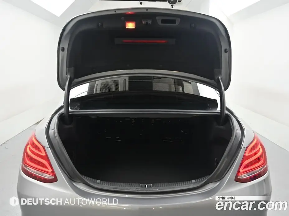 Mercedes-Benz C-Class 2015 2.0 автомат (гидро), фото 19