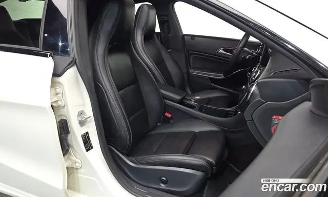 Mercedes-Benz CLA-Class 2016 2.1 автомат (гидро), миниатюра 11 Mercedes-Benz CLA-Class 2016 2.1 автомат (гидро), миниатюра 11