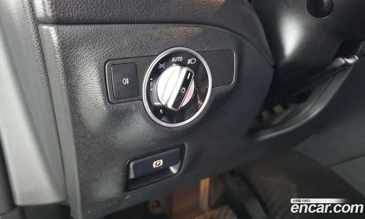 Mercedes-Benz CLA-Class 2016 2.1 автомат (гидро), фото 18 Mercedes-Benz CLA-Class 2016 2.1 автомат (гидро), фото 18