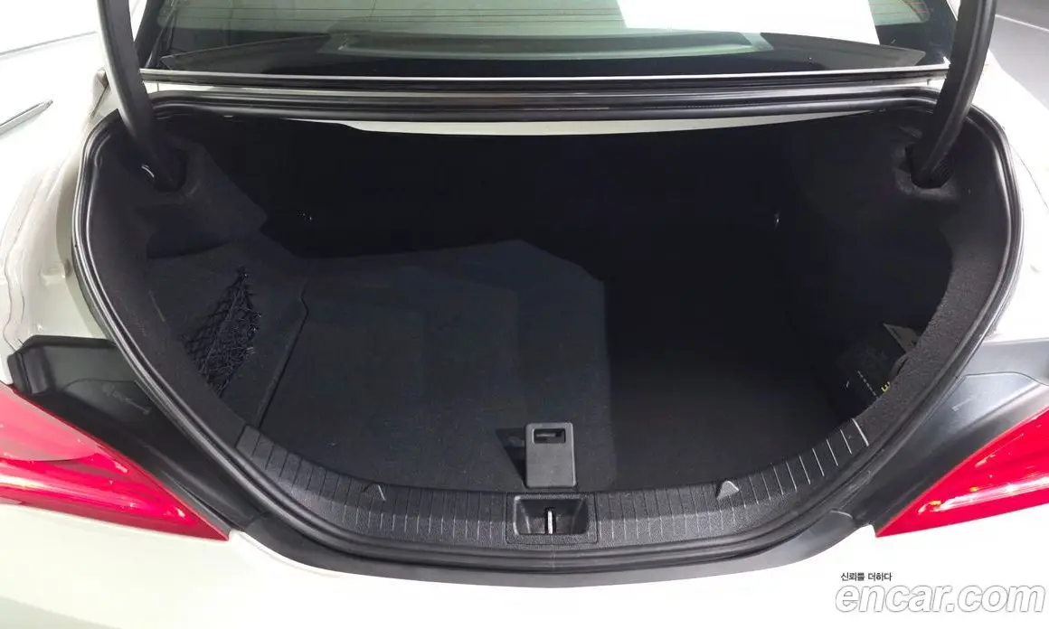 Mercedes-Benz CLA-Class 2016 2.1 автомат (гидро), фото 20 Mercedes-Benz CLA-Class 2016 2.1 автомат (гидро), фото 20