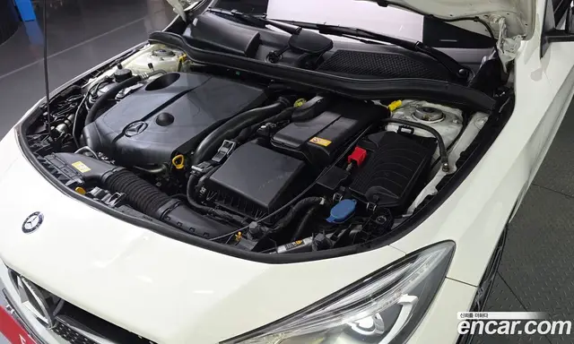 Mercedes-Benz CLA-Class 2016 2.1 автомат (гидро), миниатюра 6 Mercedes-Benz CLA-Class 2016 2.1 автомат (гидро), миниатюра 6