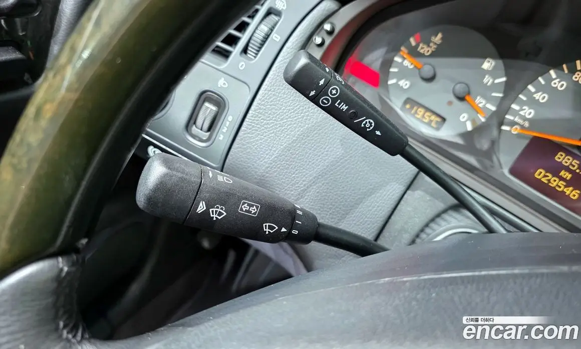 Mercedes-Benz E-Class 2002 2.0 автомат (гидро), фото 15