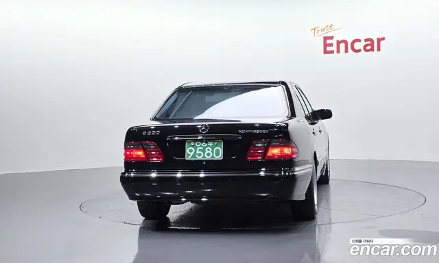 Mercedes-Benz E-Class 2002 2.0 автомат (гидро), миниатюра 4