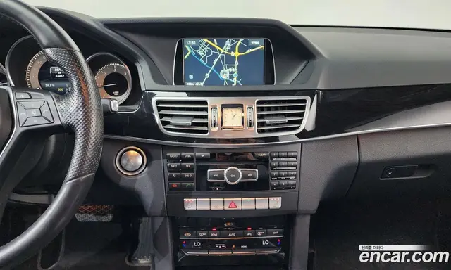 Mercedes-Benz E-Class 2014 2.1 автомат (гидро), миниатюра 12