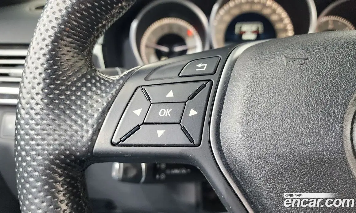 Mercedes-Benz E-Class 2014 2.1 автомат (гидро), фото 17 Mercedes-Benz E-Class 2014 2.1 автомат (гидро), фото 17