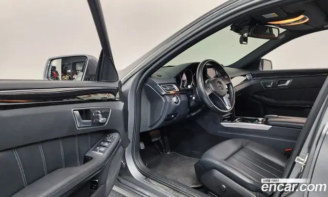 Mercedes-Benz E-Class 2014 2.1 автомат (гидро), миниатюра 10 Mercedes-Benz E-Class 2014 2.1 автомат (гидро), миниатюра 10