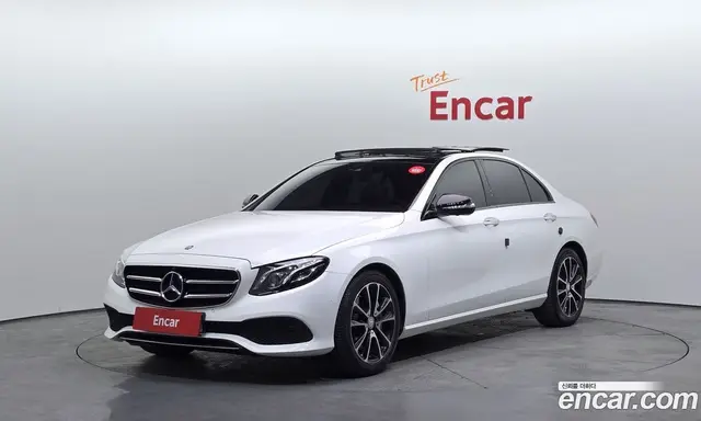 Mercedes-Benz E-Class, 2016, 65 335 км