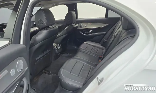 Mercedes-Benz E-Class 2016 2.0 автомат (гидро), миниатюра 11