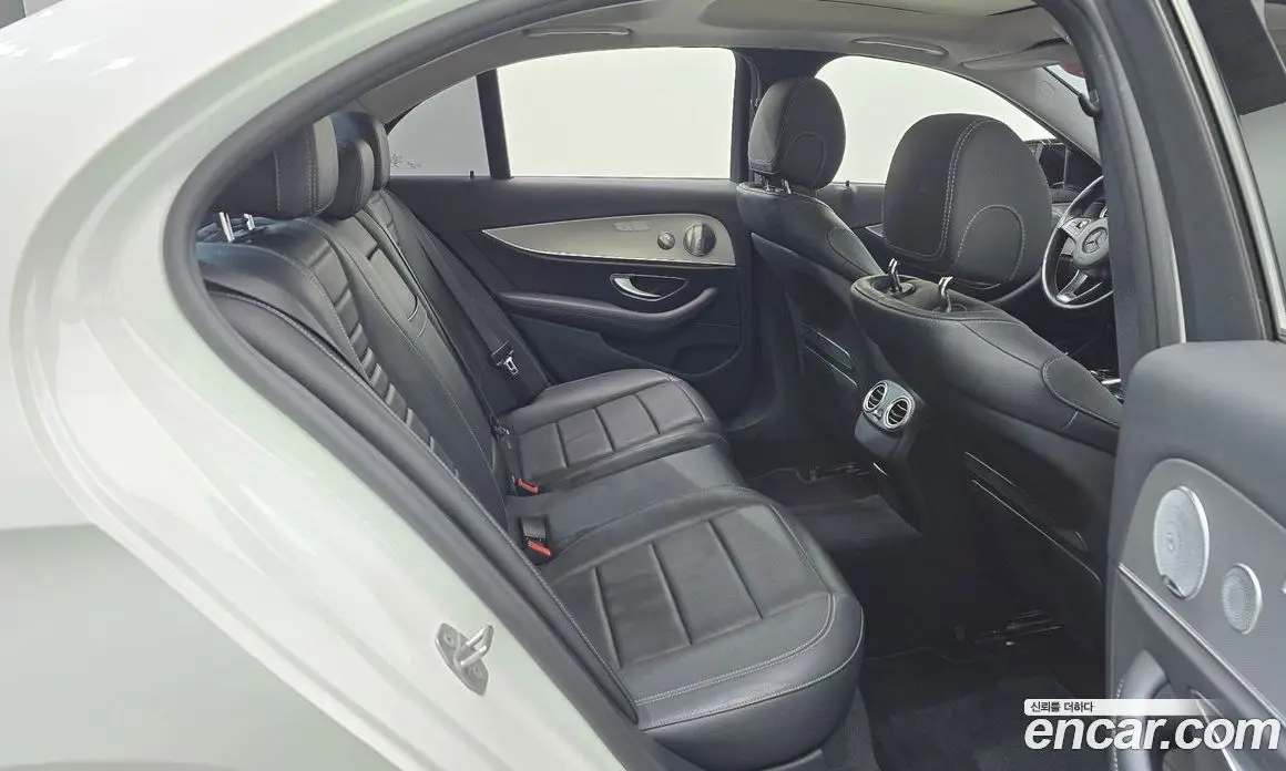 Mercedes-Benz E-Class 2016 2.0 автомат (гидро), фото 12