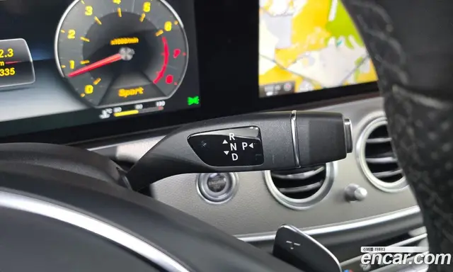 Mercedes-Benz E-Class 2016 2.0 автомат (гидро), миниатюра 9
