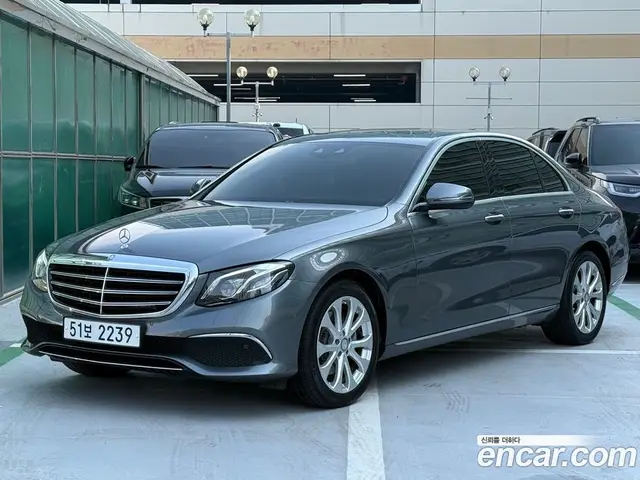 Mercedes-Benz E-Class, 2017, 109 850 км