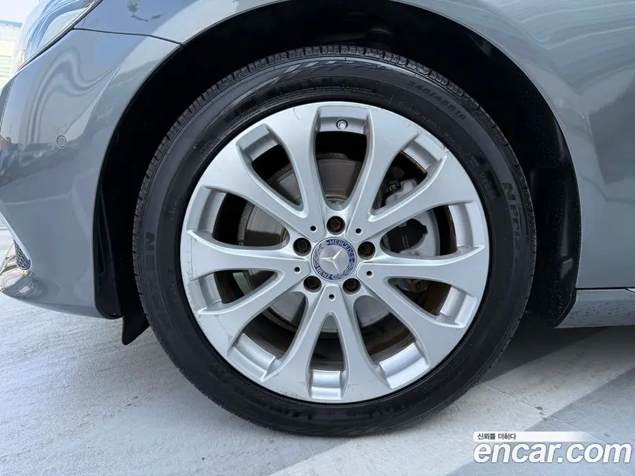 Mercedes-Benz E-Class 2017 1.9 автомат (гидро), фото 5 Mercedes-Benz E-Class 2017 1.9 автомат (гидро), фото 5