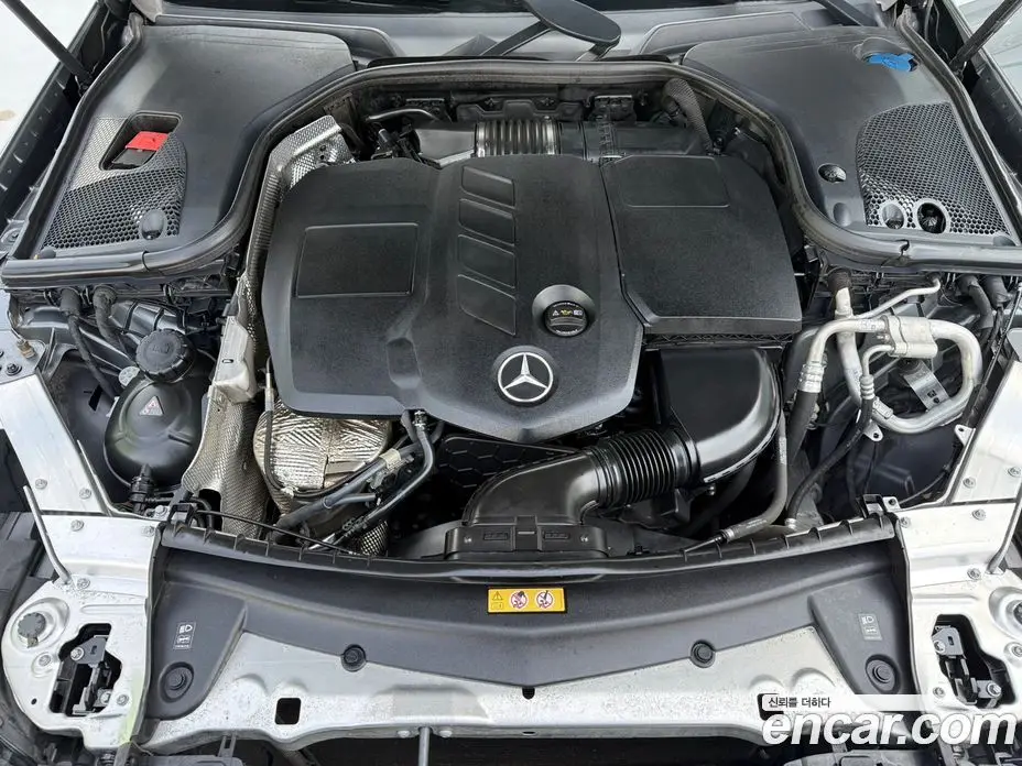 Mercedes-Benz E-Class 2017 1.9 автомат (гидро), фото 6 Mercedes-Benz E-Class 2017 1.9 автомат (гидро), фото 6