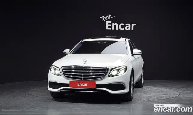 Mercedes-Benz E-Class 2017 1.9 автомат (гидро), миниатюра 3 Mercedes-Benz E-Class 2017 1.9 автомат (гидро), миниатюра 3
